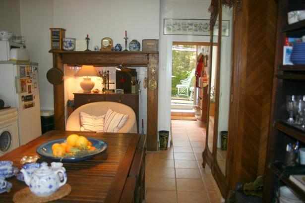 Chambres D'Hotes Chez CarolynVillefranche-du-Périgord エクステリア 写真